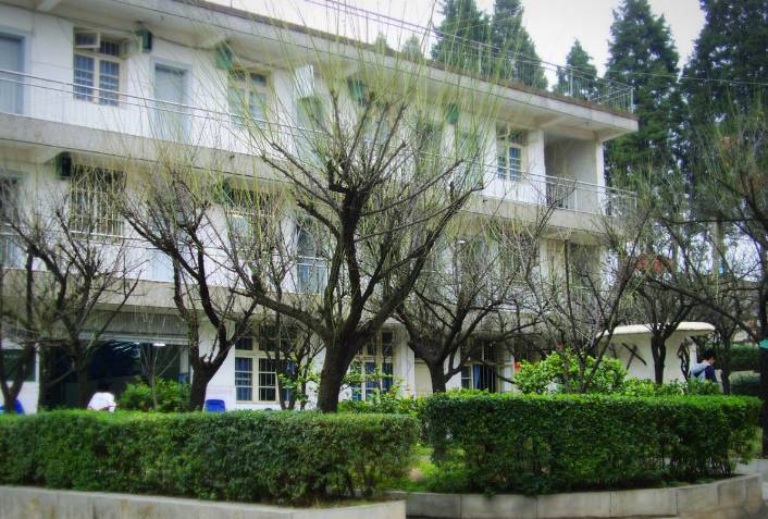 捷易科技(JYIOT)智能点名球如何优化教师工作流程