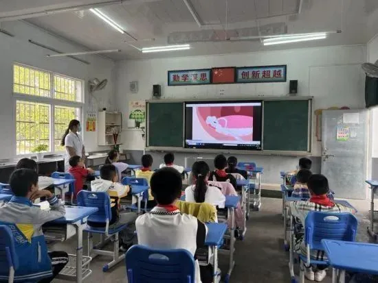 人工智能点名球:教学新常态的到来?